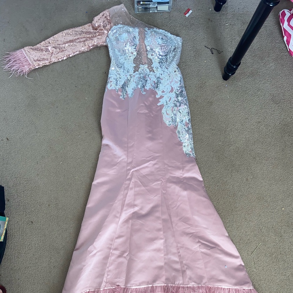 Size 8 Mermaid Fitted Prom Dress